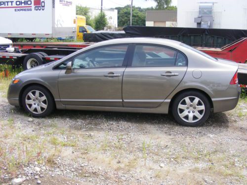 2008 honda civic 4 dr