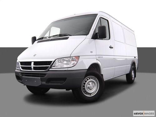 2004 dodge sprinter 2500 base standard cargo van 3-door 2.7l