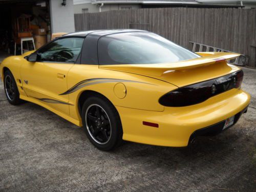 Purchase used 2002 PONTIAC TRANS AM COLLECTOR SERIES HDTP YELLOW LOW ...