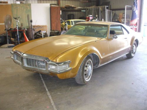 1969 olds toronado