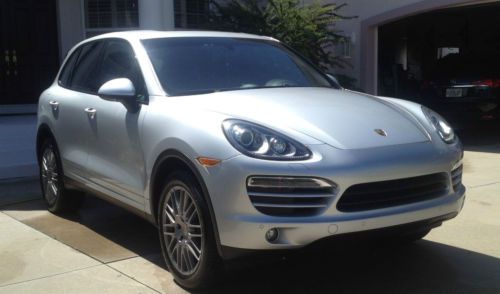 2012 porsche cayenne base sport utility 4-door 3.6l