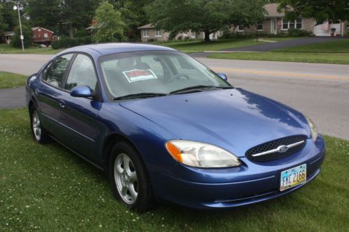 2003 ford taurus se