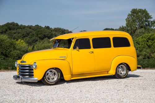 1952 suburban carry all, custom, a/c, power everything, leather, 350 v8 / 700r4