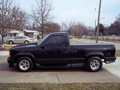 1994 gmc sierra 1500 short box  step side 3,900 miles