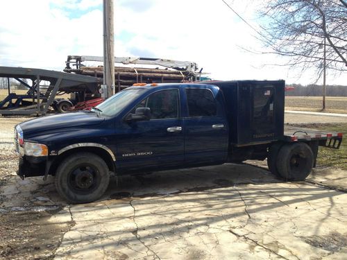 2003 dodge ram 3500 with sleeper flatbed 5.9l cummins 6 speed standard