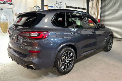 2022 bmw x5 m50i