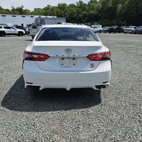 2018 toyota camry se