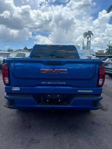 2022 gmc sierra 1500 elevation pickup 4d 5 3/4 ft