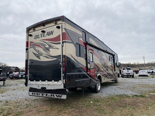 2012 thor outlaw toy hauler