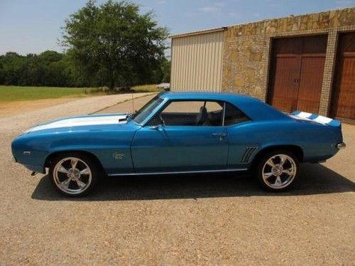 1969 lemans blue camaro