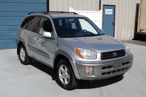 Buy used Warranty 2001 Toyota RAV4 4x4 5 Speed Manual 27 mpg Sunroof