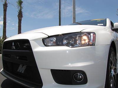 Mitsubishi evo/2011 mitsubishi evolution white/black manual awd