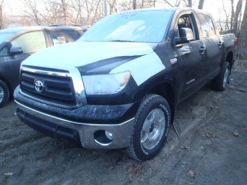 2012 toyota tundra crewmax cab pickup 4-door 5.7l awd 4x4