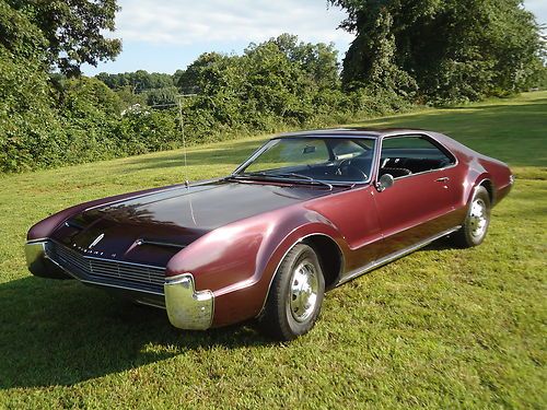 1966 oldsmobile toronado  425 engine 385 hp beautiful interior showing 26k miles