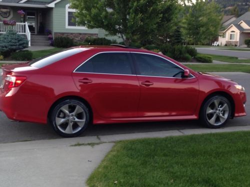 2012 toyota camry se sedan 4-door 2.5l