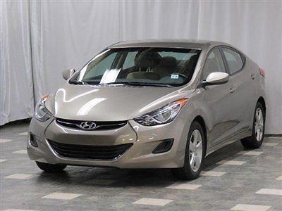 2013 hyundai elantra gls only 3,000 miles usb allloy wheels very clean