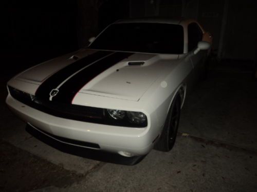 2010 dodge challenger