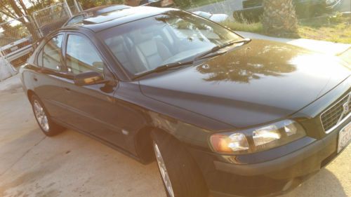 2004 volvo s60 2.5t sedan 4-door 2.5l