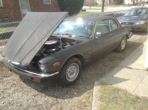 1976 jaguar xj6 c coupe 2-door 350 chevrolet v8