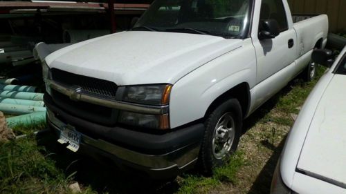 2003 chevrolet 1/2 ton pick up &#034;police impound&#034;