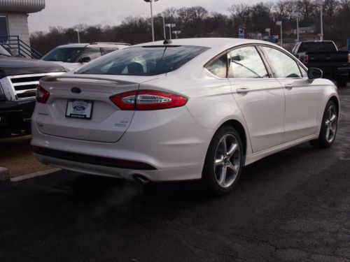 2014 ford fusion se