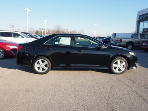 2013 toyota camry se