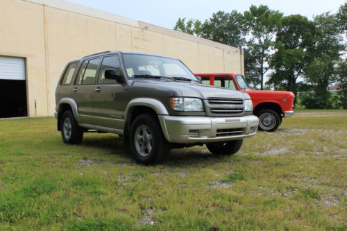 ** timeless classic !!! ** 2000 isuzu trooper &#034;s&#034; 4x4 ** clean carfax !!