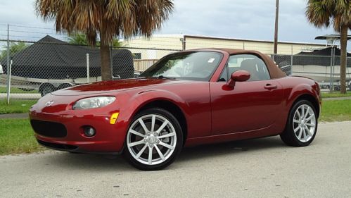 2007 mazda mx5 miata premium convertible , heat seats , 6 speed , bose sound