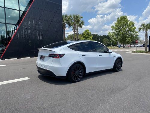 2021 tesla model y performance