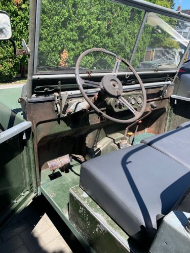 Land Rover 1-Series