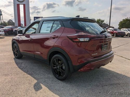 2024 nissan kicks sv