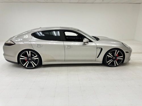 2010 porsche panamera s