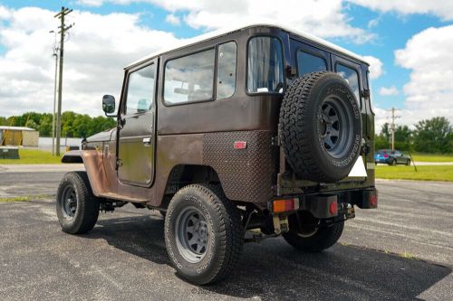 1975 toyota land cruiser fj40