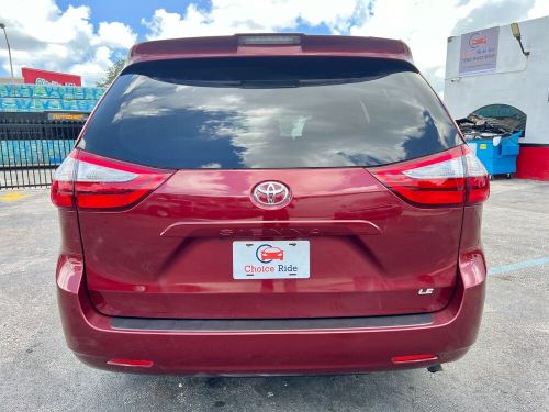 2019 toyota sienna ? 786-340-6112