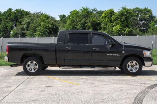 2006 dodge ram 2500 4dr mega cab slt