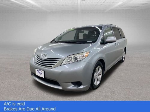 2015 toyota sienna le