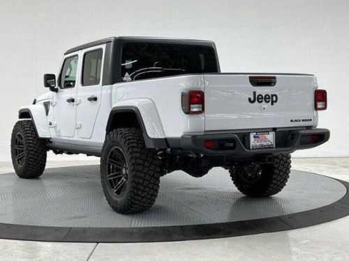 2022 jeep gladiator sport s