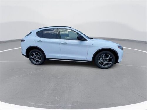 2024 alfa romeo stelvio ti