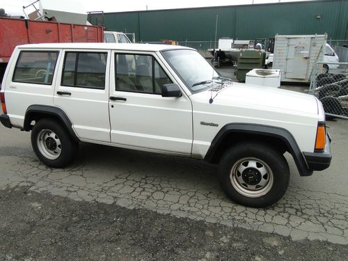 1996 jeep cherokee se 4-door 4wd