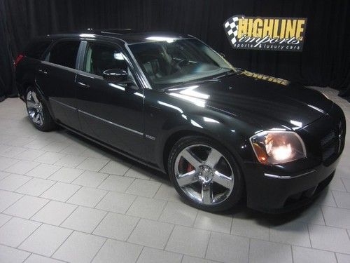 2006 dodge magnum srt8, 425-hp 6.1l v8 beast!!  navigation, only 56k miles