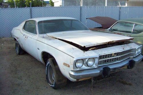 1973 plymouth satellite sebring 2 door hard top needing restoration