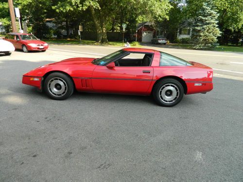 1985 chevy corvette