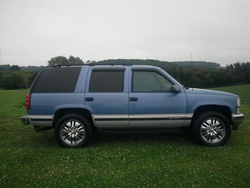 95' chevy tahoe lt 4x4*very sharp*runs excellent