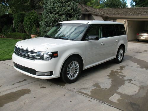 2013 ford flex 12,952 miles