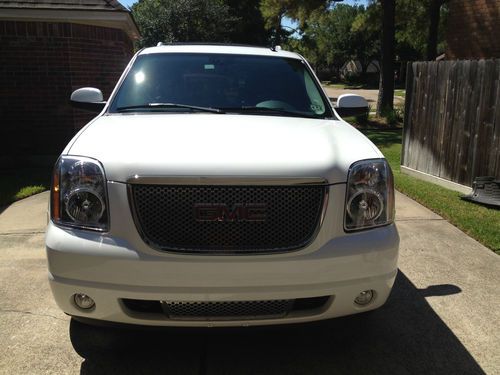 2008 gmc yukon 1500 denali sport utility 4-door 6.2l