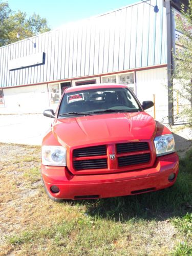 2006 dodge dakota red slt crew cab pickup 4-door 4.7l