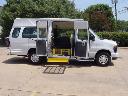 09 e250 hightop wheelchair lift handicap ada side entry van 90 pics handicapped