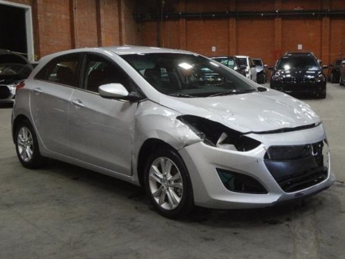 2013 hyundai elantra gt damaged non repairable title economical nice unit l@@k!!