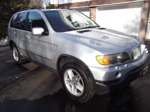 2001 bmw x5 4.4i sport utility 4-door 4.4l, 146k miles, reserve lowered.