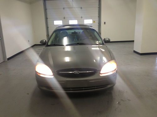 2001 ford taurus se 4-valve sedan 4-door 3.0l